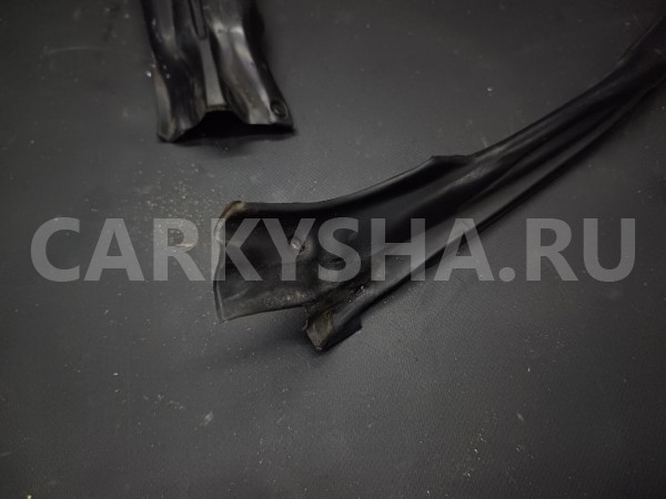 Уплотнители дверей Subaru Impreza 1996 62710FA000 GF EJ20E, правые Subaru Impreza 