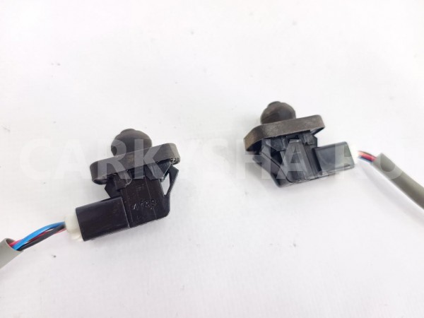 Концевик двери Subaru Legacy 2005 83331AG020 BP EJ253, передний Subaru Legacy 