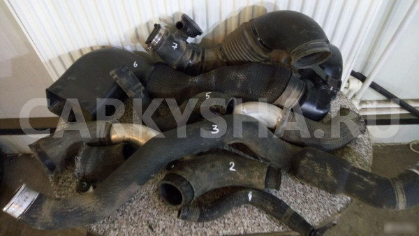 Патрубки двигателя Hyundai Tucson Хендай Туксон Hyundai Tucson оригинальный номер 281392E200