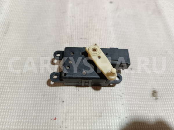 Моторчик заслонки отопителя Nissan Maxima оригинальный номер 7400034860