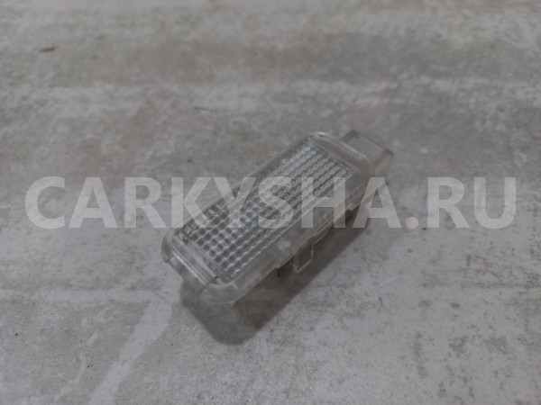 Плафон салона Audi S4 2003 4B0947415 B6 4.2 Audi 200 