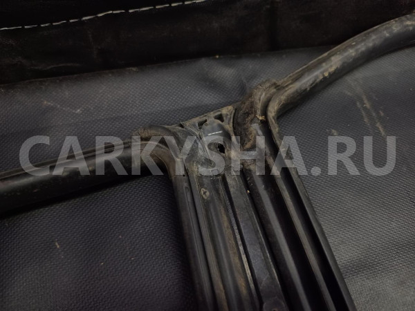 Уплотнитель стекла Toyota Mark II 1998 6238122080 GX100, правый Toyota Mark II 
