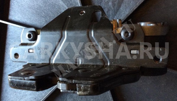 Замок крышки багажника 4D BMW X5 I (E53) Рестайлинг оригинальный номер 51247111008 51 24 7 111 008