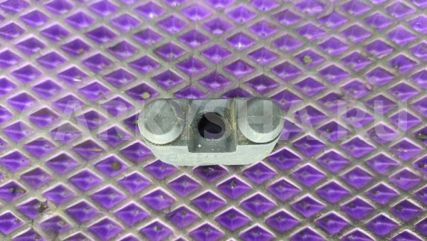 Крепление корпуса воздушного фильтра Mercedes W210 Mercedes-Benz E-klasse оригинальный номер A6040940385