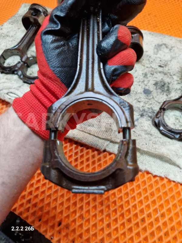 Шатун mercedes w210 m112 911 2.4 Mercedes-Benz E-klasse 