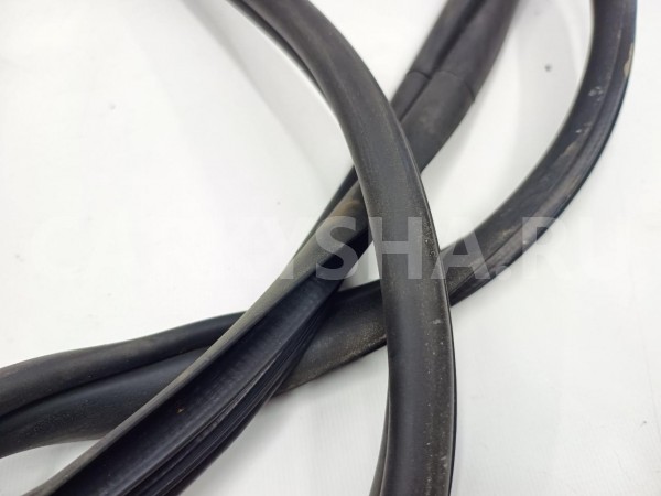 Уплотнитель двери Hyundai Tucson 2023 83110N7000 NX4 G4FP, задний Hyundai Tucson 