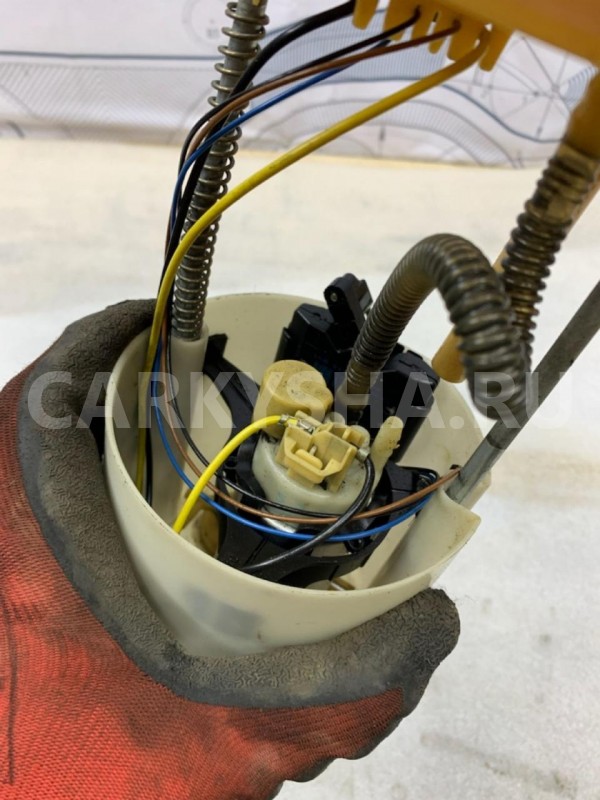 Насос топливный Audi A4 2011 1K0919050AB B8 AVANT 1.8T Audi A4 