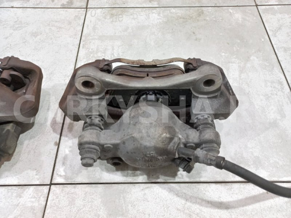 Суппорты передние Audi A5 2010 8K0615123H 8T CDN Audi A5 