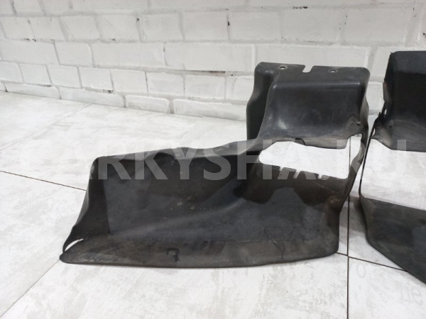 Воздухозаборник Audi S4 2005 8E0121281 B7 BBK Audi 200 